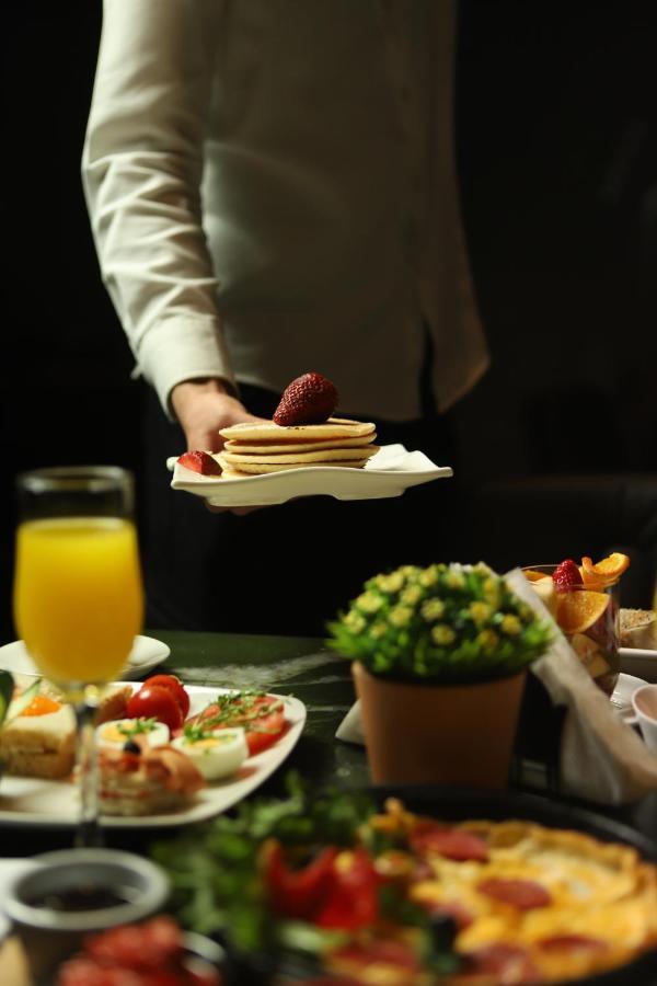 Hotel Opera بريشتاين المظهر الخارجي الصورة