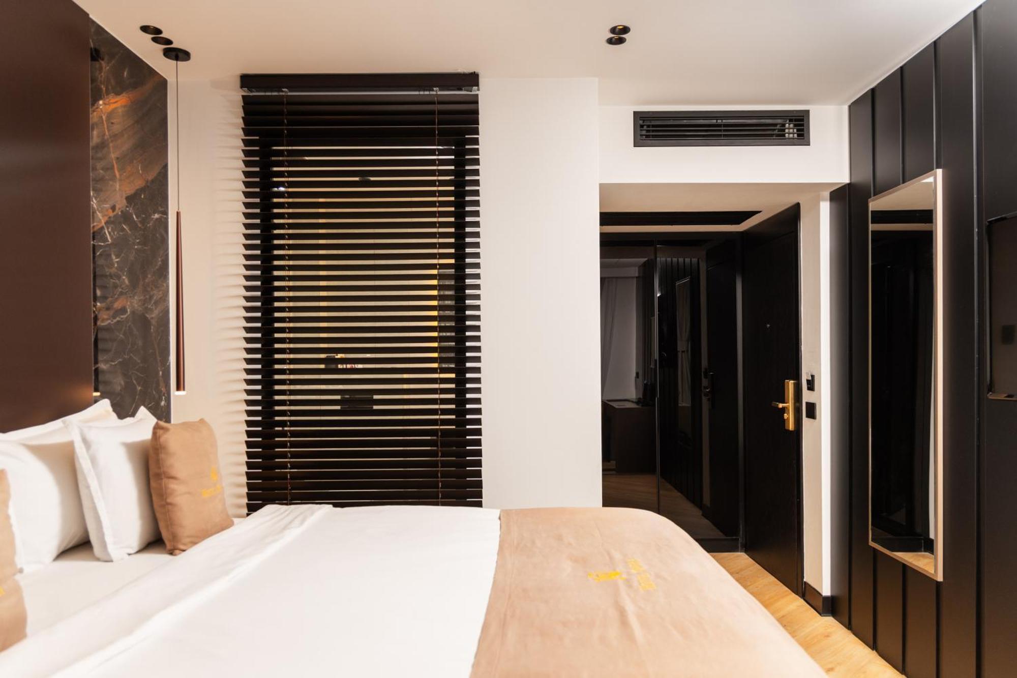 Hotel Opera بريشتاين المظهر الخارجي الصورة