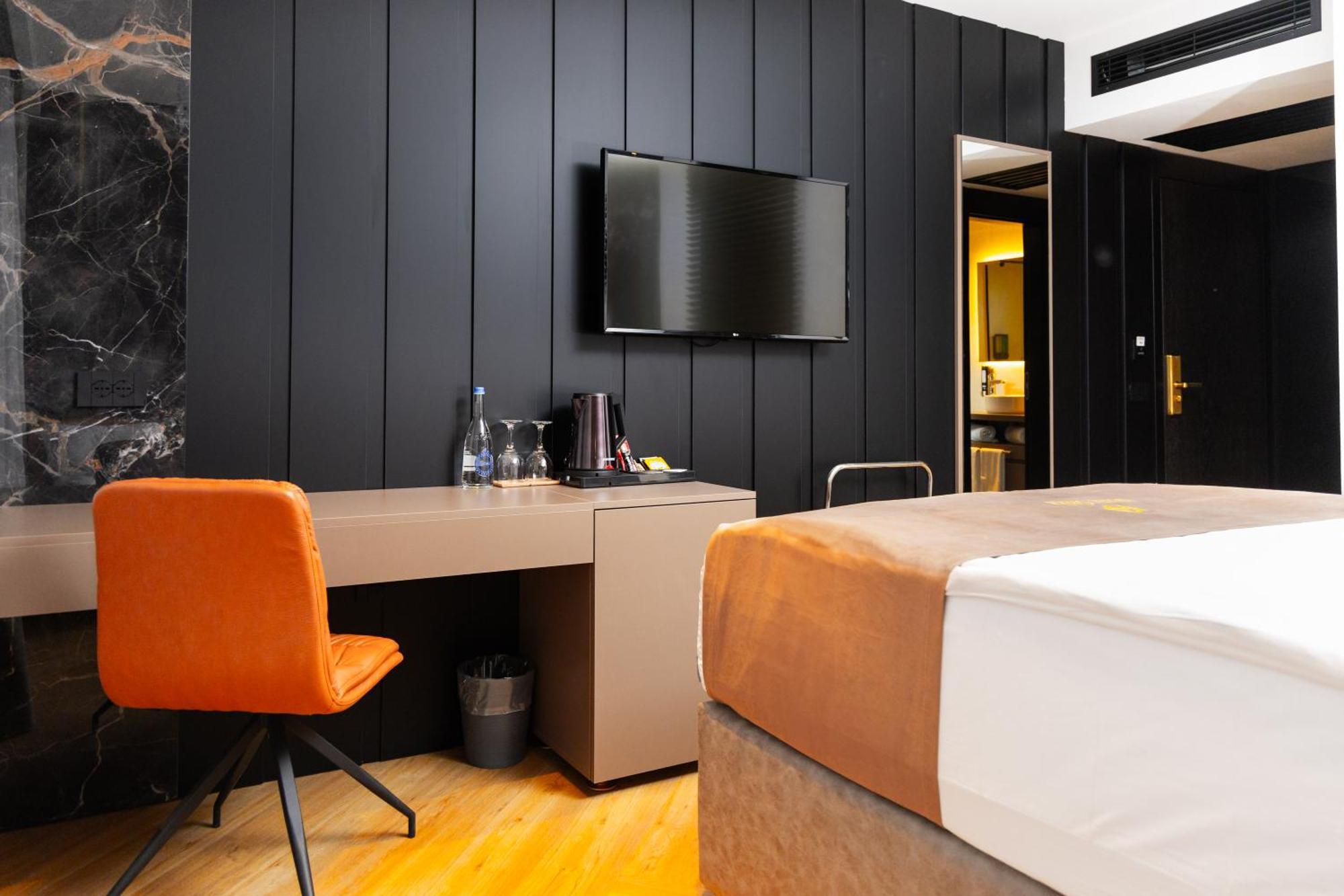 Hotel Opera بريشتاين المظهر الخارجي الصورة